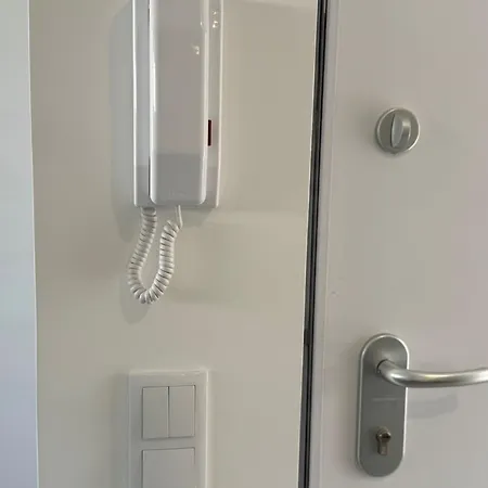 Ks Airport * Лиссабон